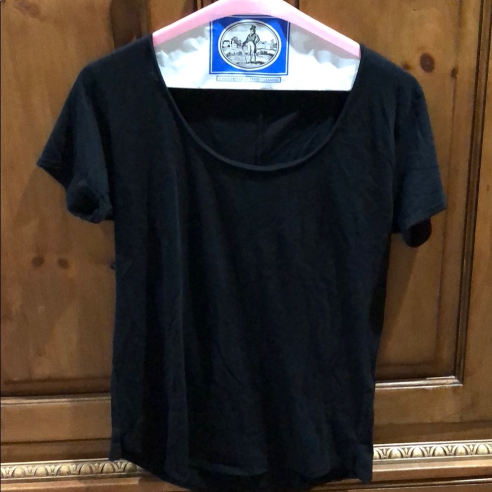 Rag and bone black tee